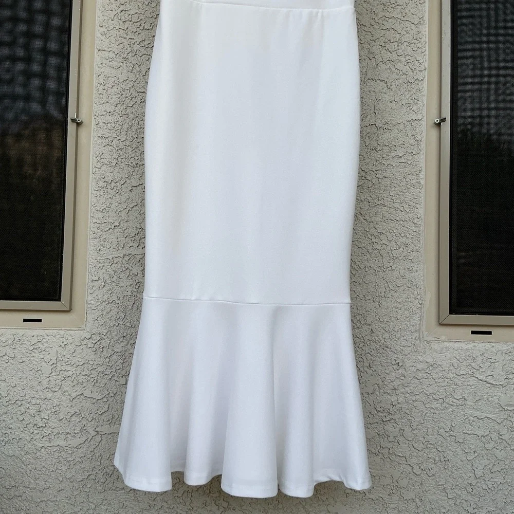 NWOT Lulu’s Moment Maker White Square Neck Trumpet Midi Dress Medium 2018896